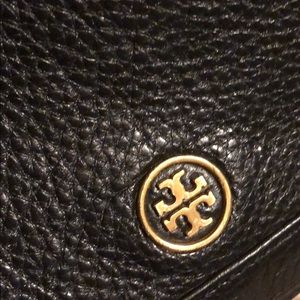 Black purse